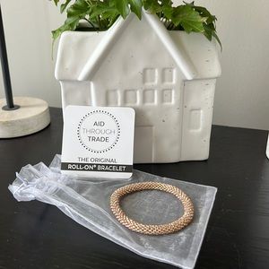 Gold beaded bracelet